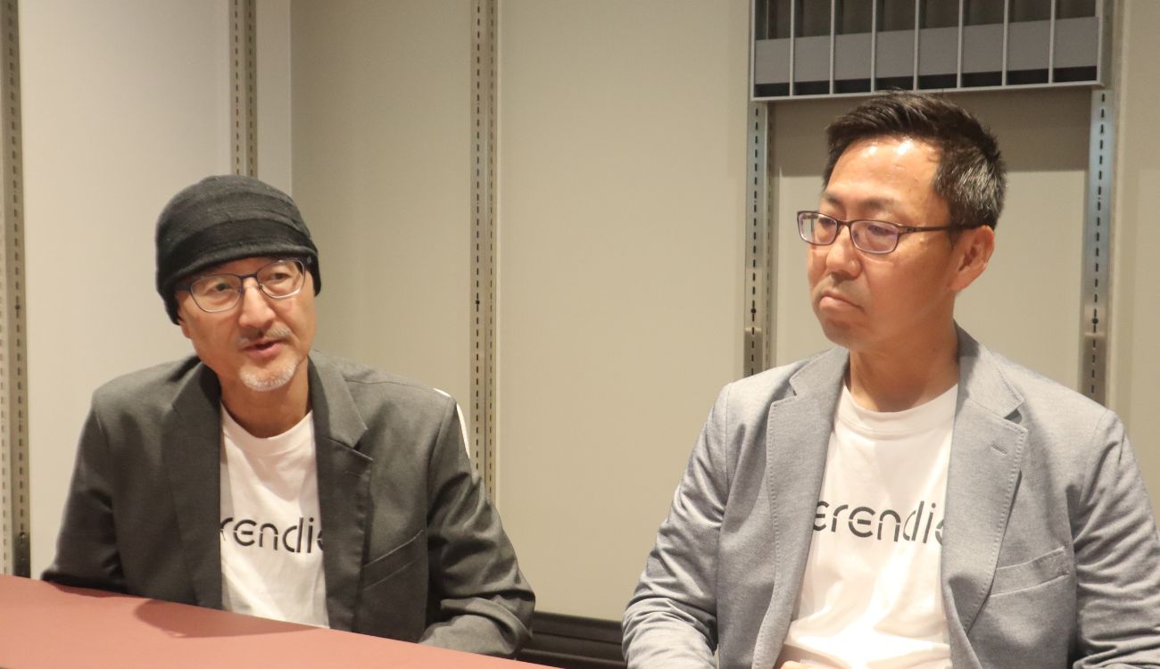 写真左から朝日宣雄氏、田中昭二
