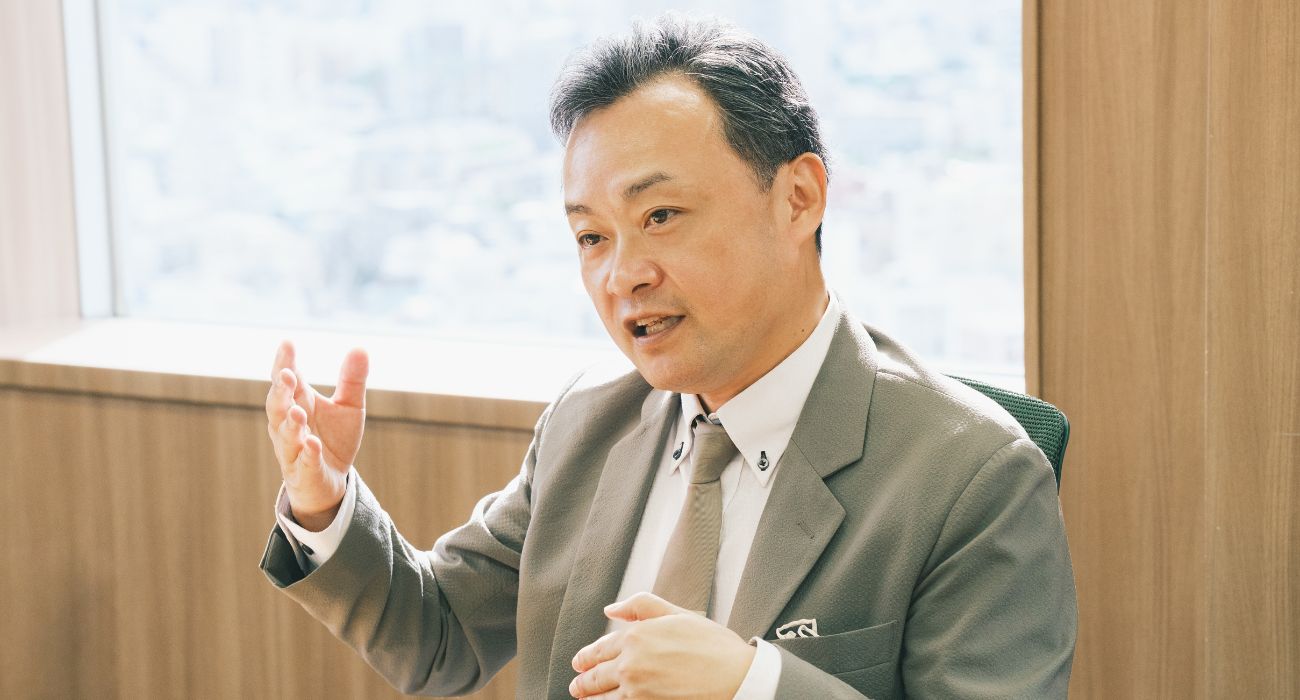 アステリア株式会社 マーケティング本部 本部長 東出武也氏