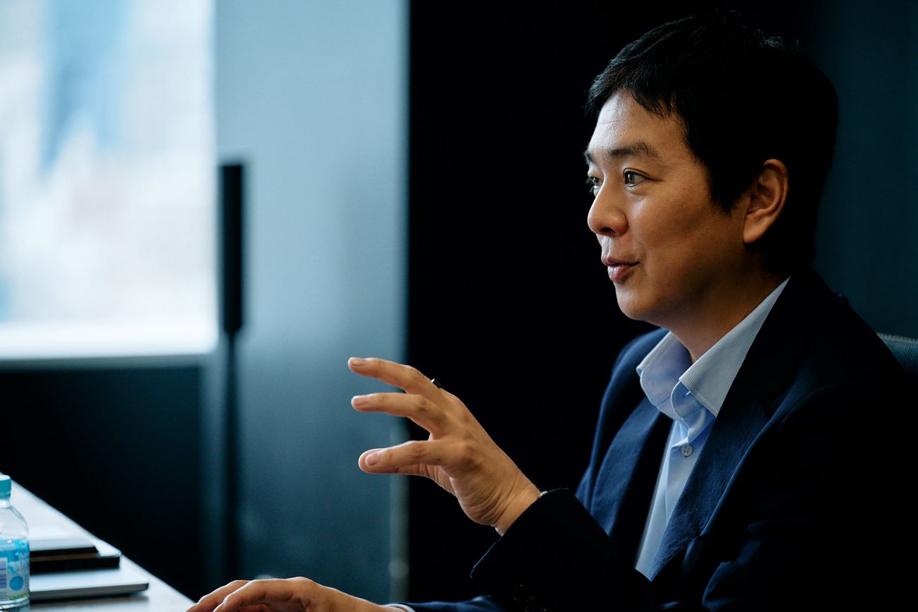 福田康隆（ふくだ・やすたか）早稲田大学卒業後、日本オラクルに入社。2001年に米オラクル本社に出向。2004年、米セールスフォース・ドットコムに転職。翌年、同社日本法人に移り、以後9年間にわたり、日本市場における成長を牽引する。専務執行役員兼シニアバイスプレジデントを務めた後、2014年、マルケトに代表取締役社長として入社。2019年、アドビシステムズに買収によりアドビシステムズ専務執行役員マルケト事業統括に就任。2020年1月より、JAPAN CLOUDのパートナーおよびジャパン・クラウド・コンサルティングの代表取締役社長に就任。著書に『THE MODEL』（翔泳社、2019年）。